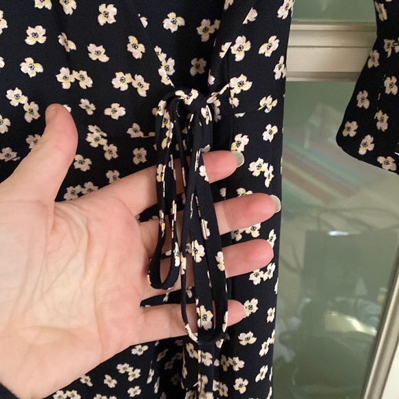 Super Cute LOFT Dress with Skort, Black & White Floral - Picture 8 of 9